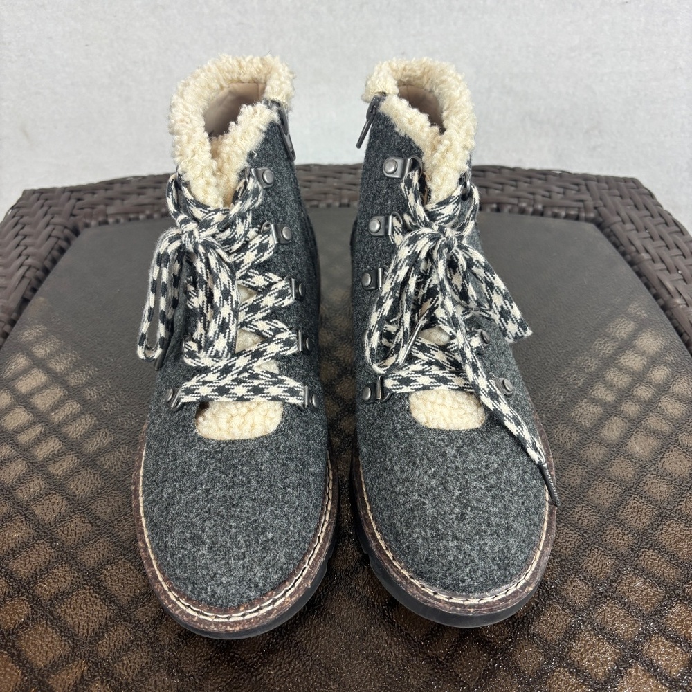 Madden NYC Women's Hiker Wedge Lace Up Felt Boots Faux Fur Size 8